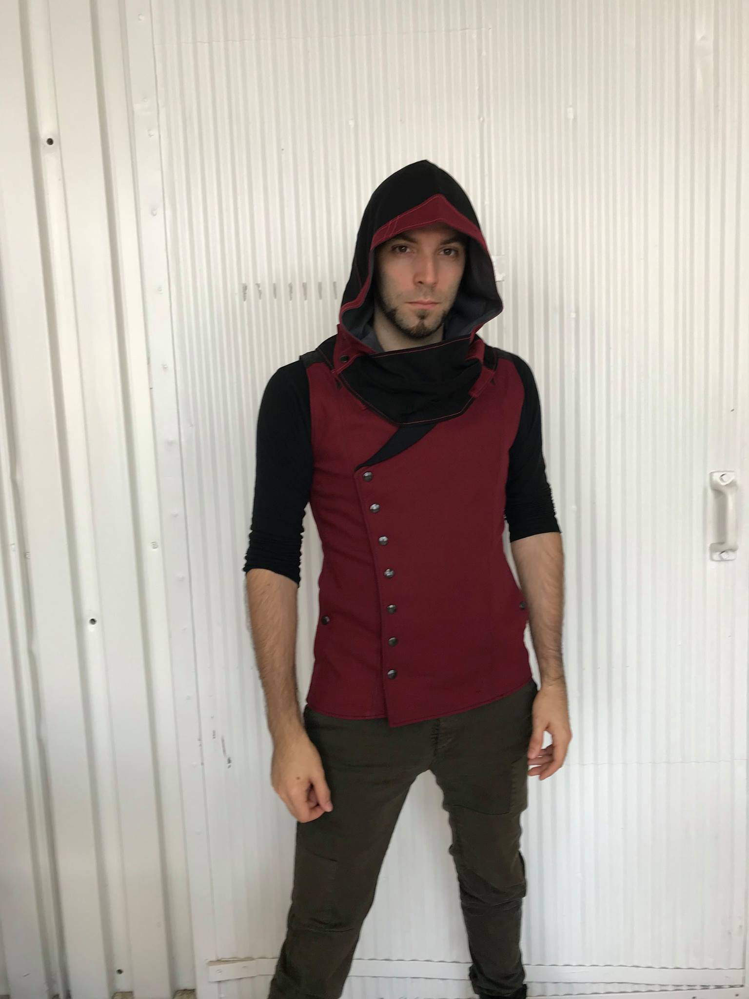 Royal Crest Hood