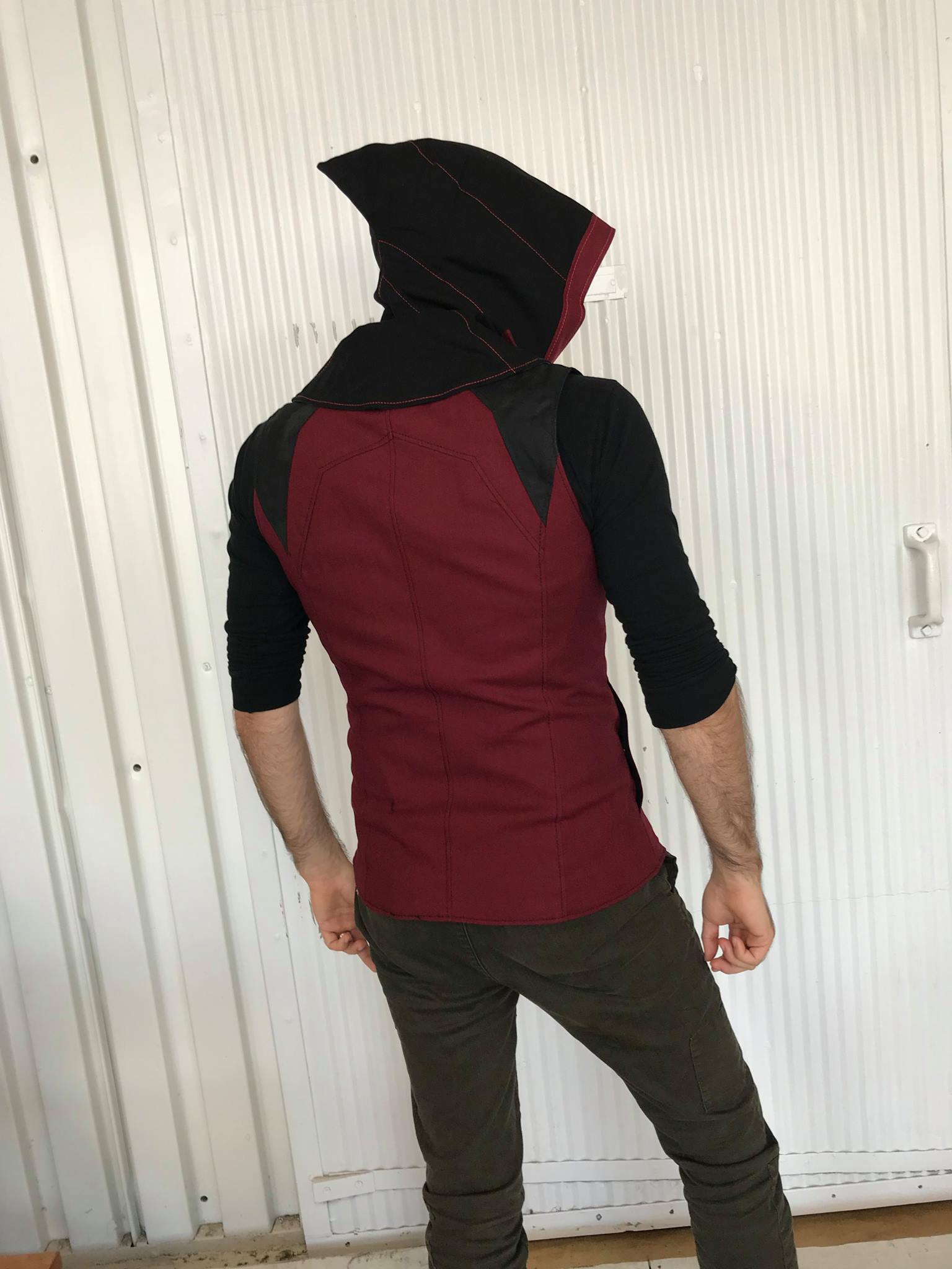 Royal Crest Hood — Bloodstained