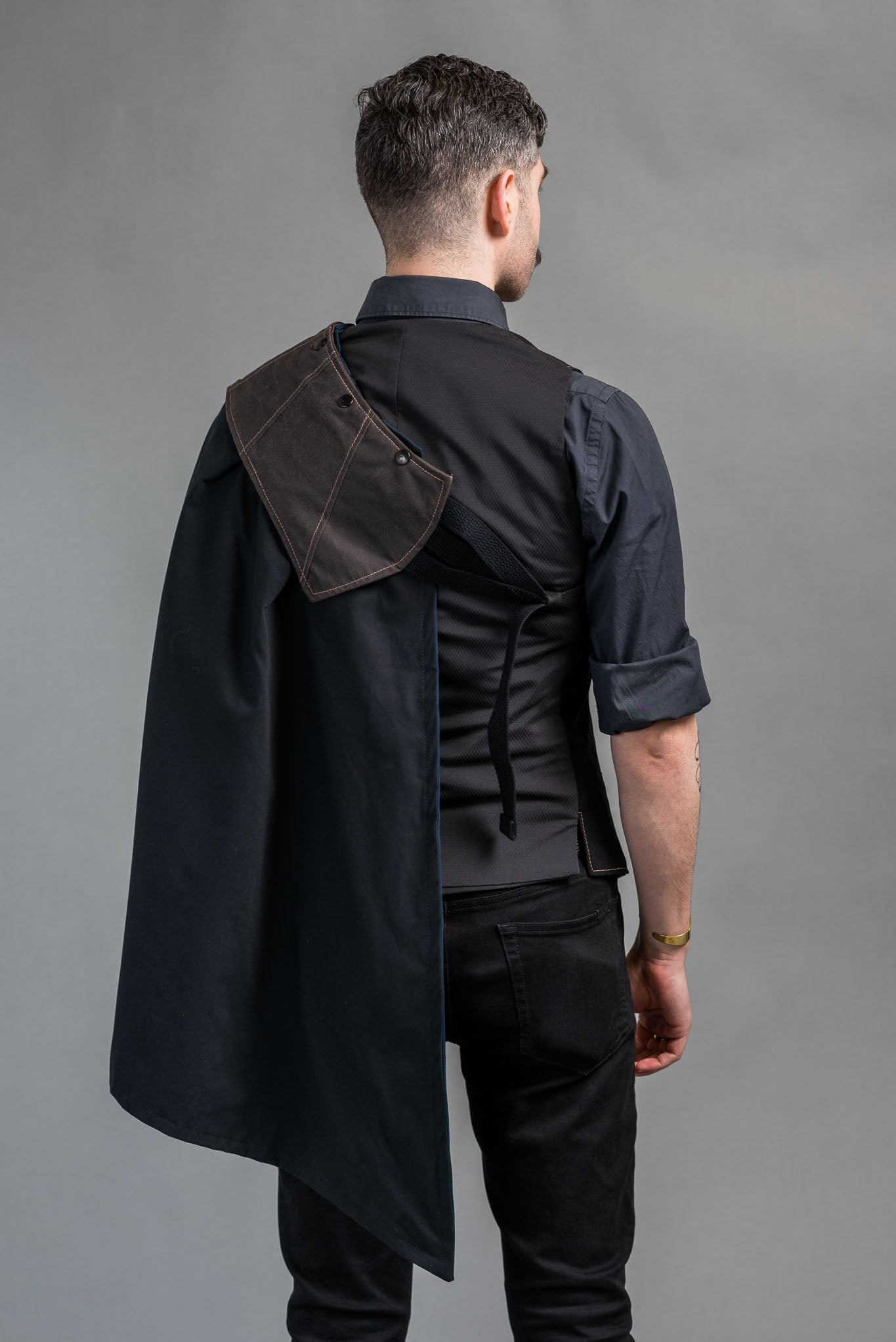 Auditore Cape — Roman Gilded Onyx