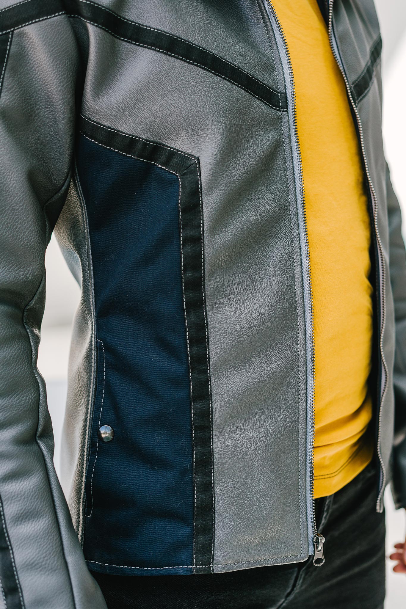 Starfleet 2257 Away — Away Team Luxe