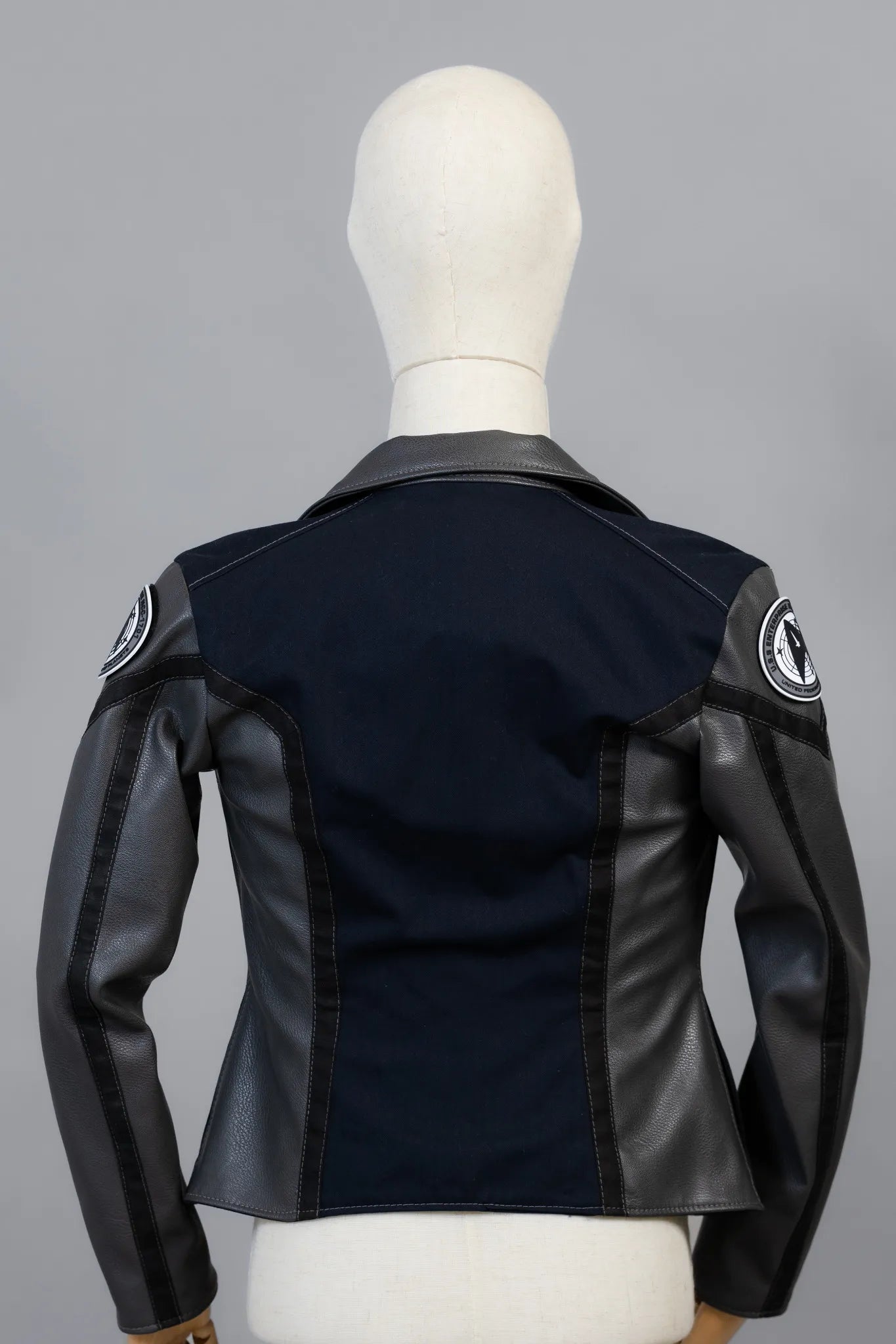 Starfleet 2257 Away — Away Team Luxe