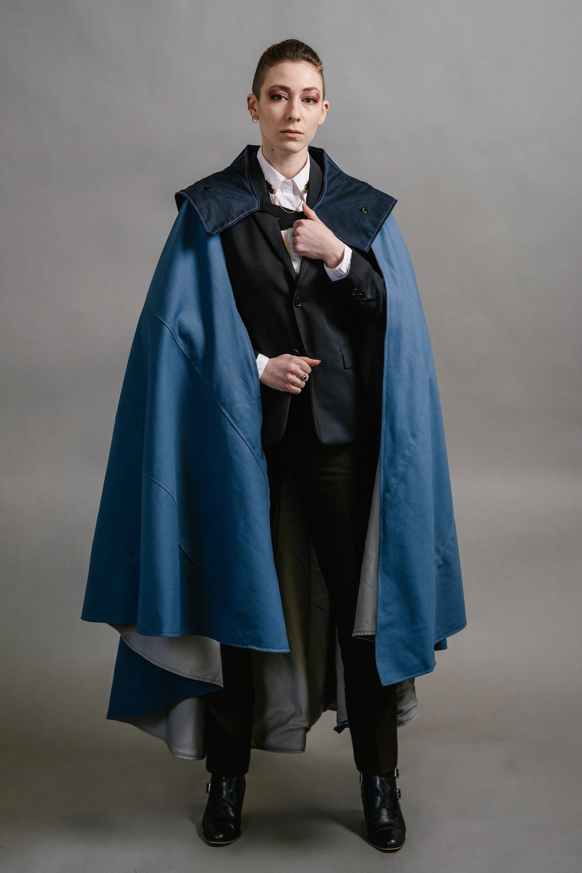 Full Cape — Magpie