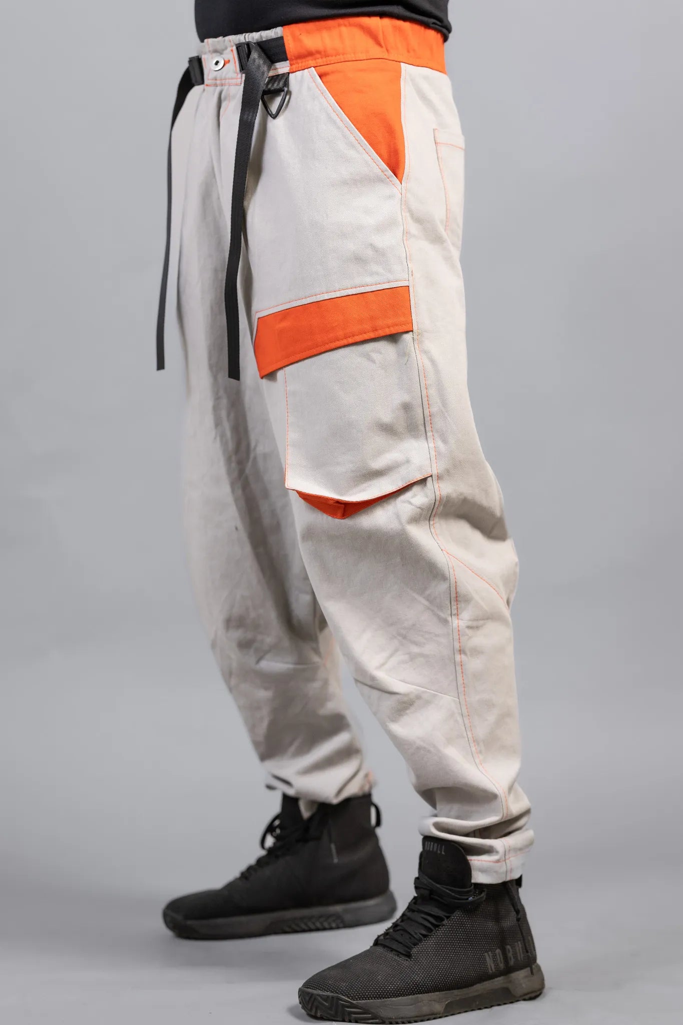 Sekko Pants (2025) — Lunar Dust