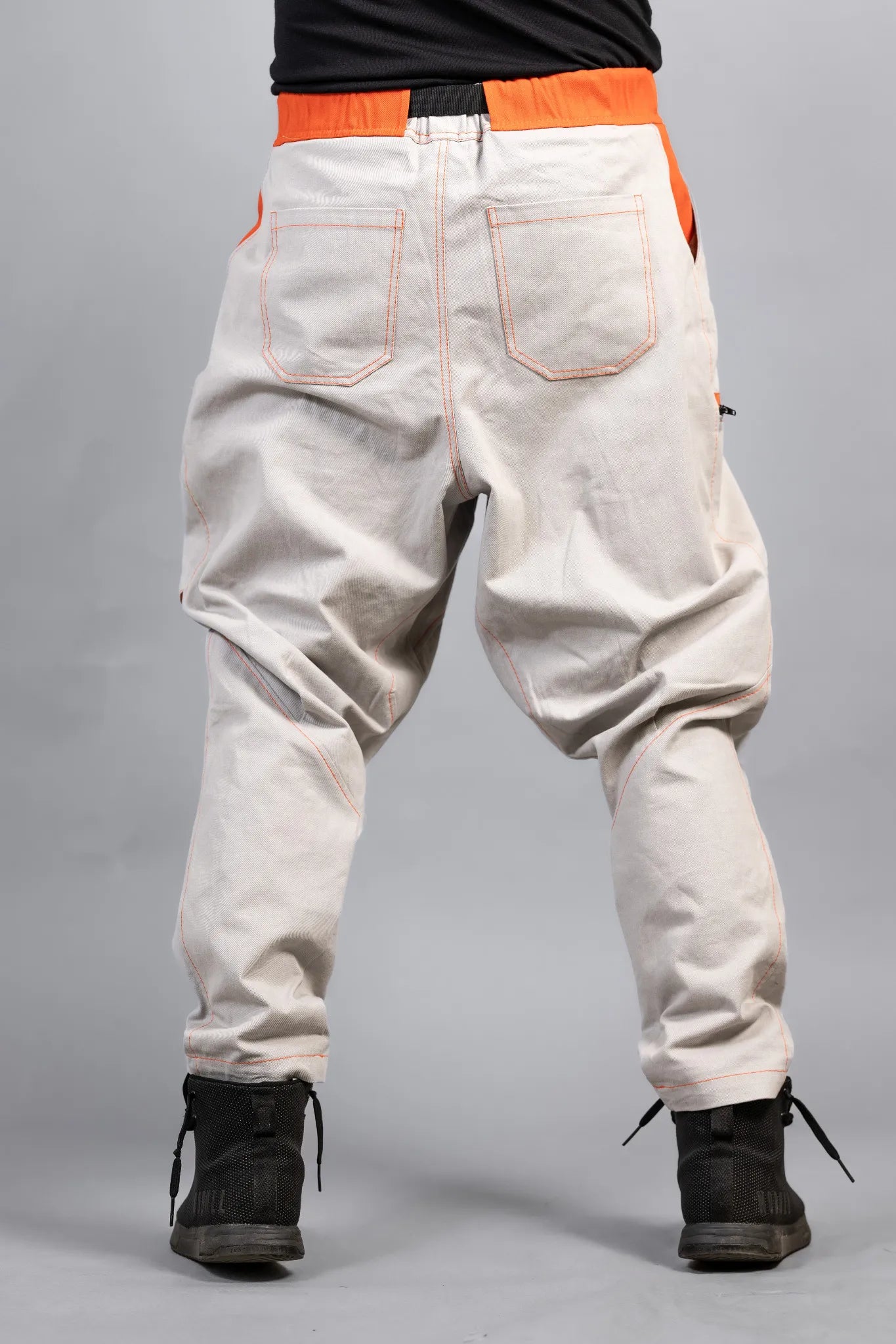 Sekko Pants (2025) — Lunar Dust