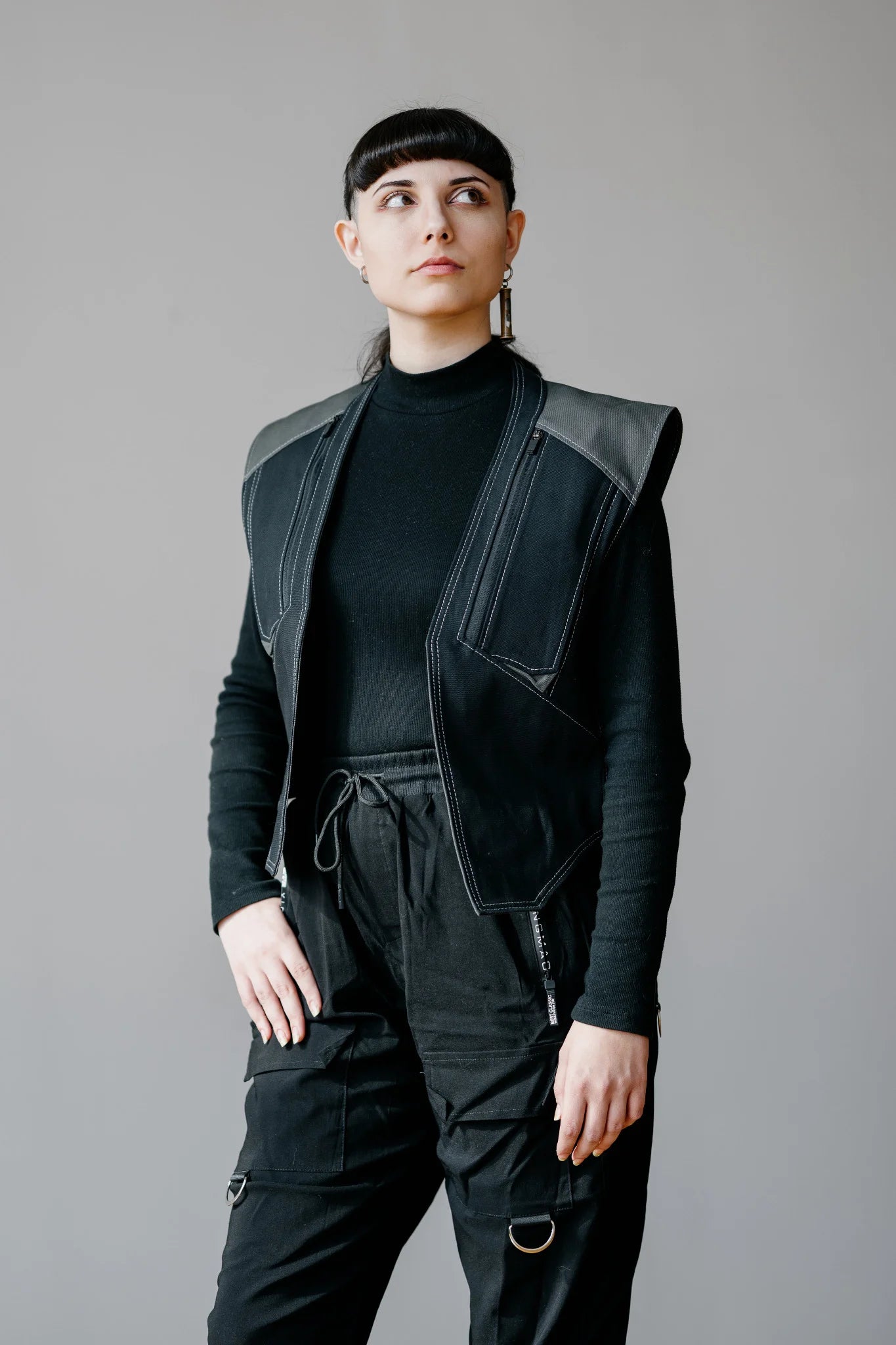 Sekko Vest — Obsidian