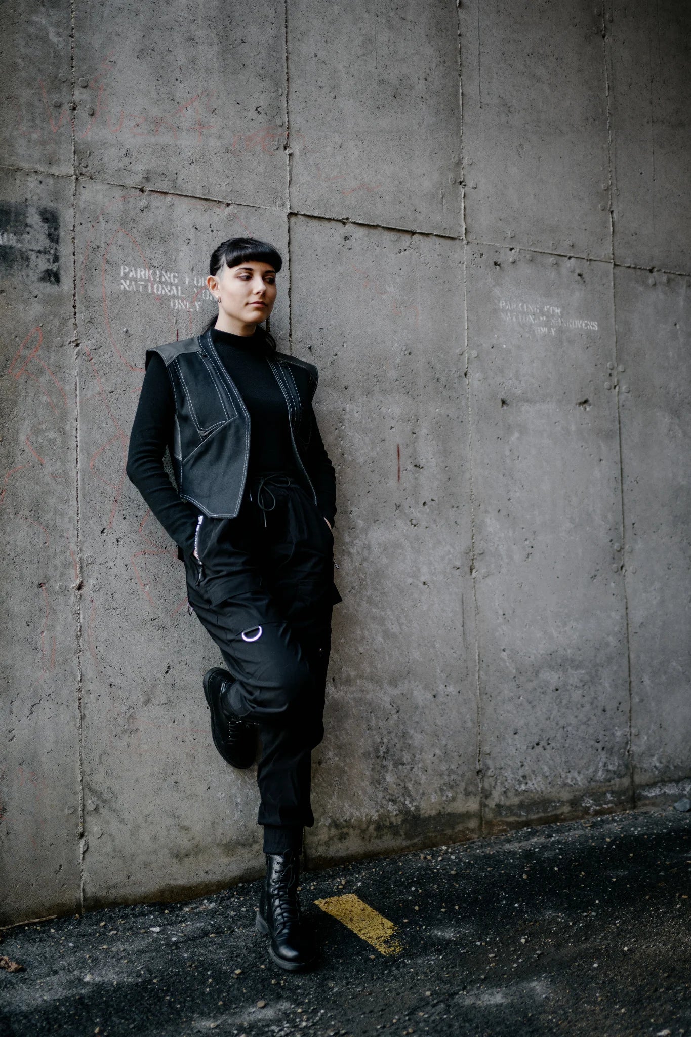 Sekko Vest — Obsidian